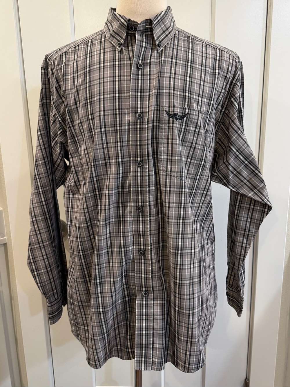 ARIAT Relentless Black and Gray Plaid Button-Down Shirt XL
